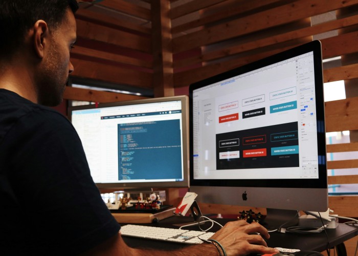 10 Key Benefits Of Professional Web Design For Small Business image