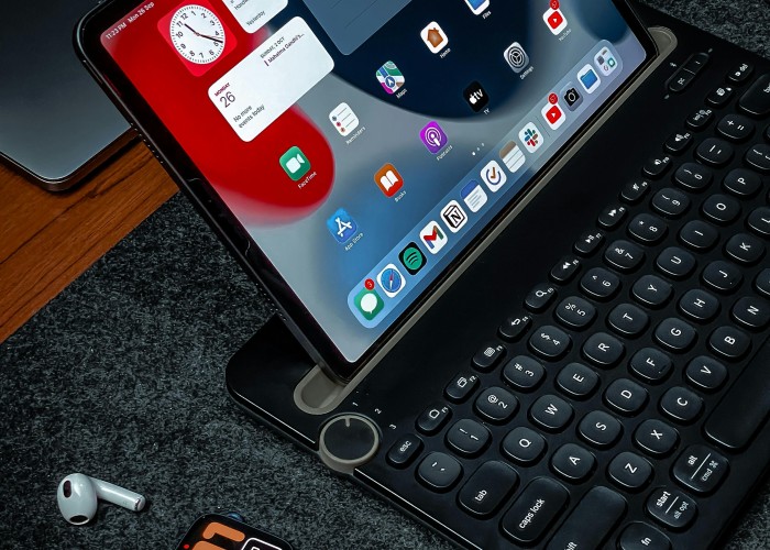 Top 5 Android App Development Tools For 2025 | Y2Code image