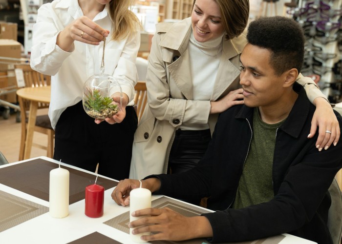 Top Ux Design Principles For High Engagement In 2025 | Y2Code image